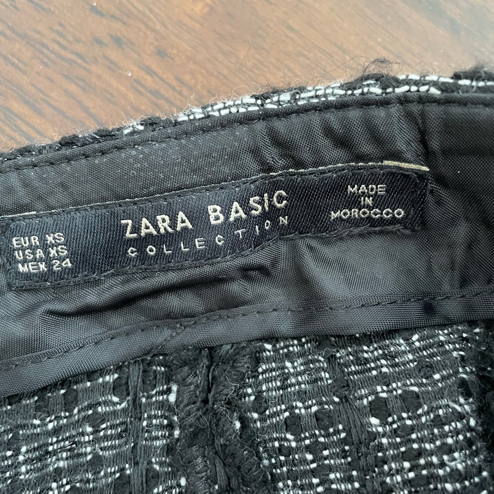 ZARA Basic Collection Skirt - Picture 2 of 4